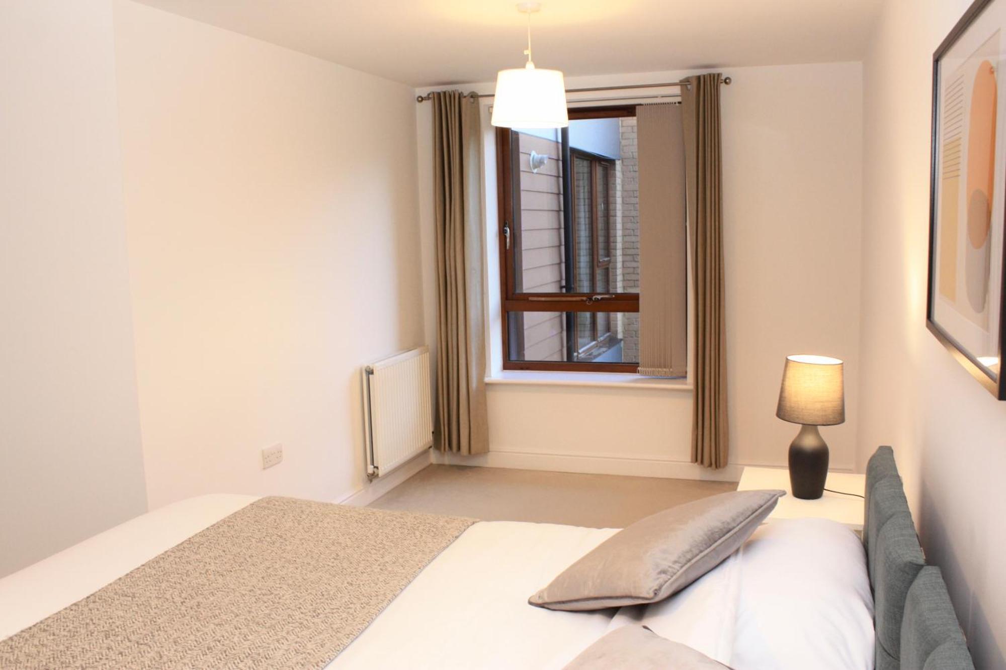 2 Bed 2 Bath Apartment & Parking - Lgw 10Min Drive Crawley  Exterior foto